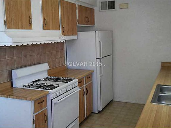 5th image of 4209 Alta Dr