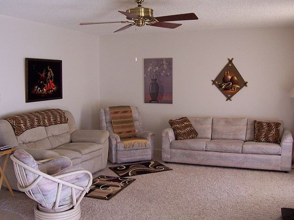 2nd image of 9238 W Briarwood Cir N