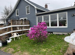 109 Levett Rd, Coxsackie, NY 12051