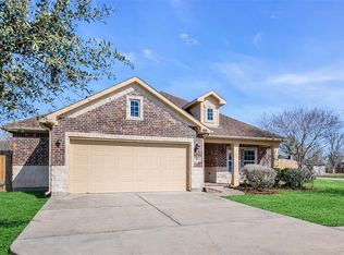 323 Texas Ave, Rosharon, TX 77583