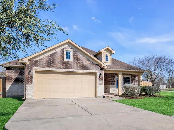 323 Texas Ave, Rosharon, TX 77583