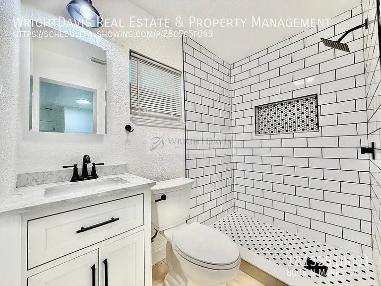 8004 N Marks St — Photo 19