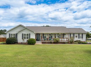 212 Orchard Grove Rd, Campobello, SC 29322