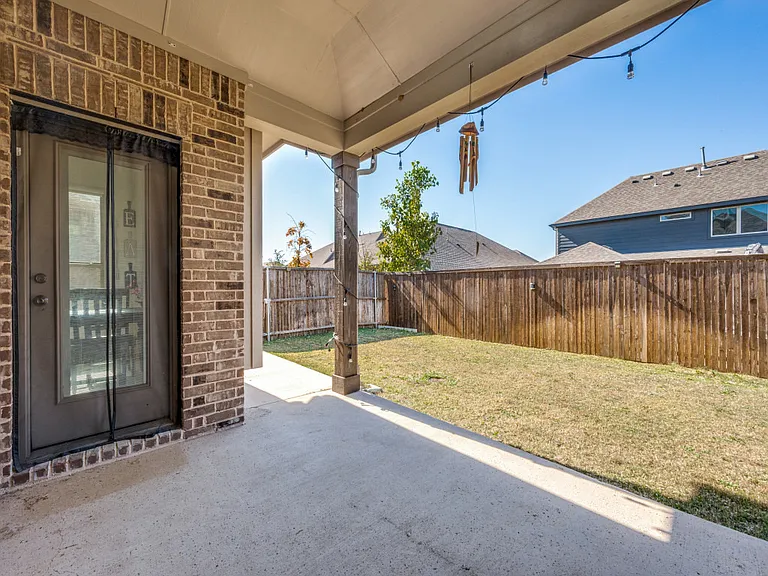 2094 Creekbluff Cir — Photo 26