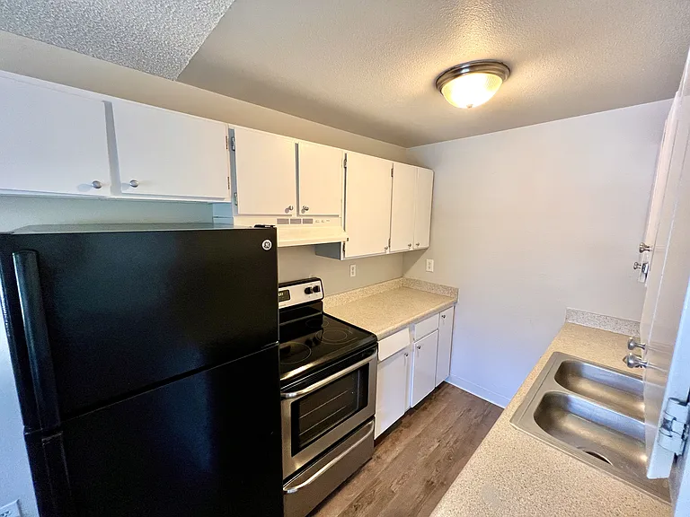 Bridgeporter Apartments — Photo 29