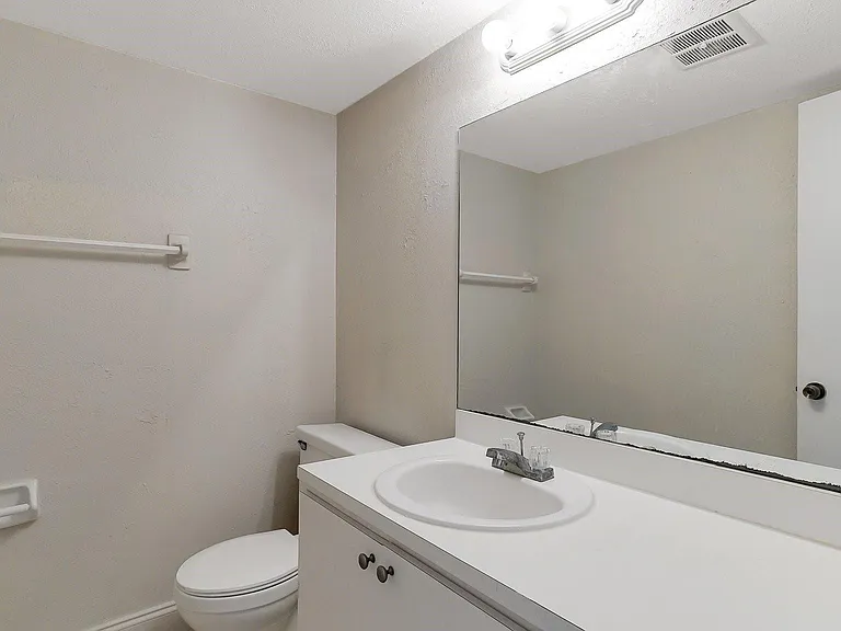 3760 NW 115th Ave #4 — Photo 6