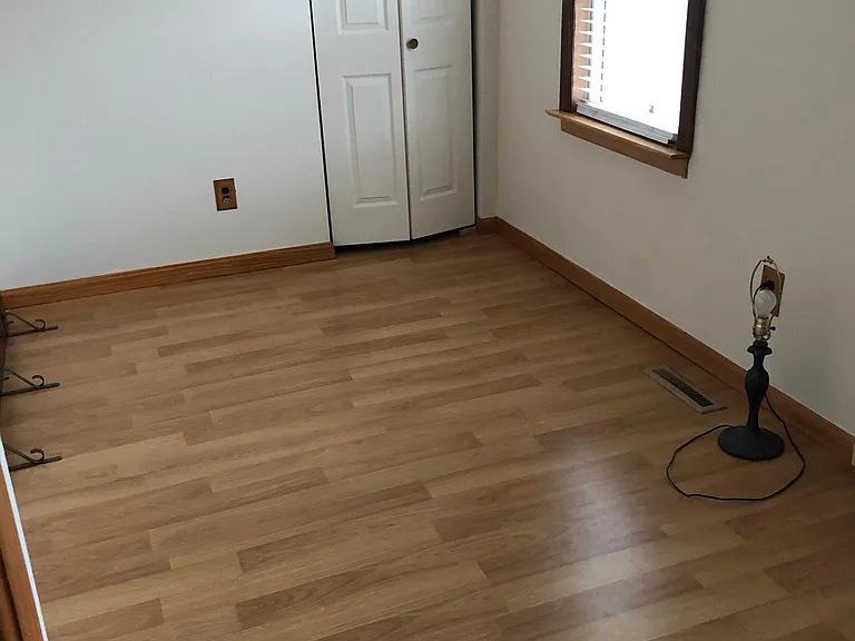 230 Laurel Ave — Photo 10