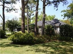 1st image of 2420 Meadow Ln
