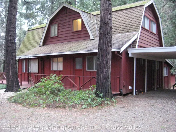 12576 Rattlesnake Rd, Grass Valley, CA 95945