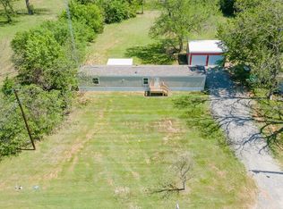 387 Lil Arkansas Rd, Bells, TX 75414