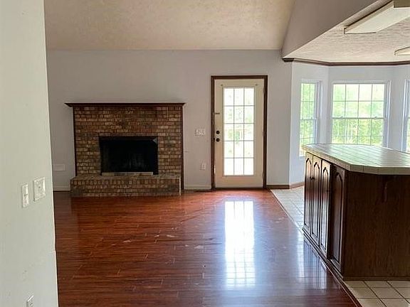 4th image of 1457 County Road 53