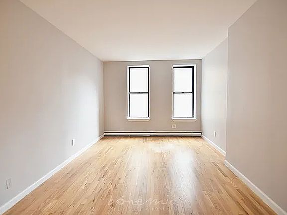 2nd image of 113 W 113th St APT 4A