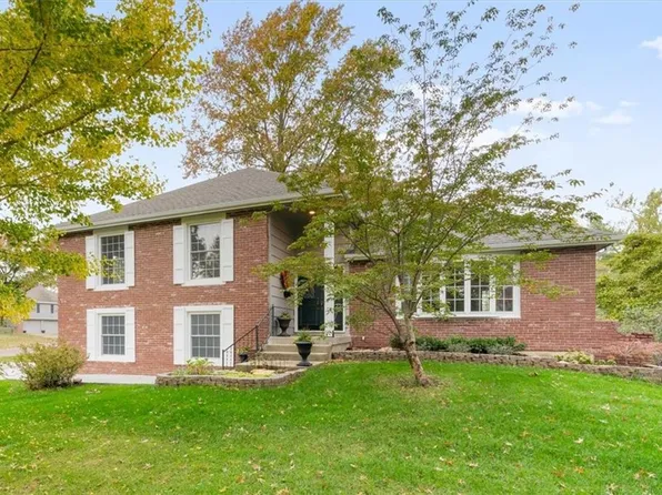 8508 W 88th Ter, Overland Park, KS 66212