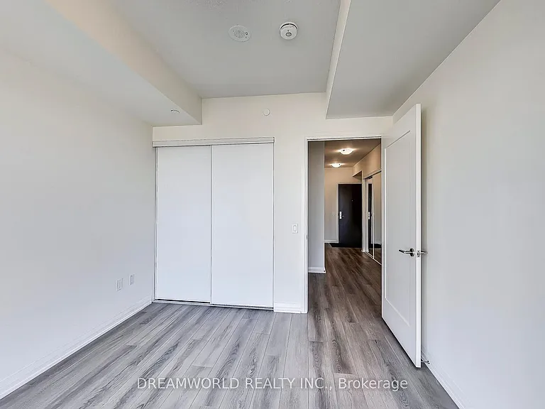9000 Jane St #1409 — Photo 13