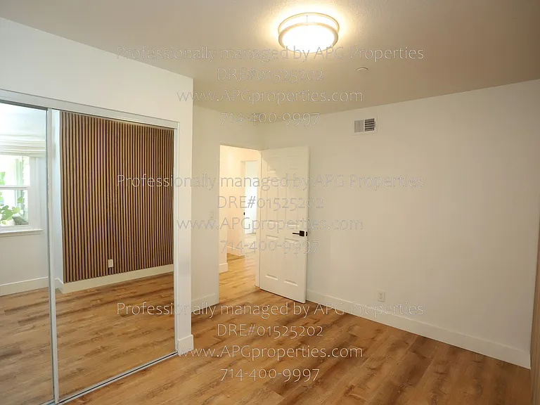 829 N Elmwood St — Photo 11