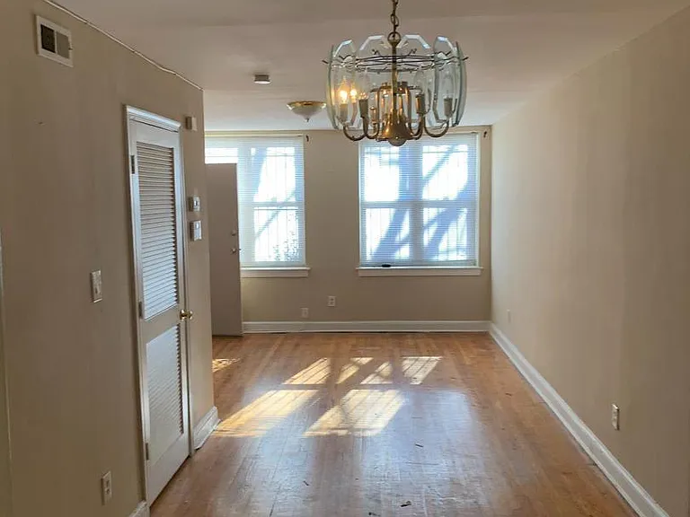 141 Galveston Pl SW — Photo 8