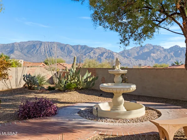 1558 E Bright Angel Dr, Oro Valley, AZ 85755