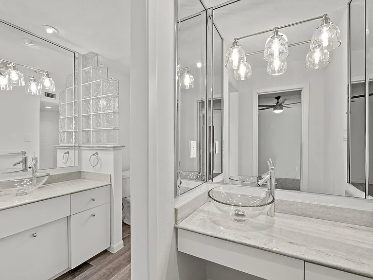 8307 Braesview Ln — Photo 24