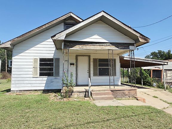 2nd image of 217 S 18th St
