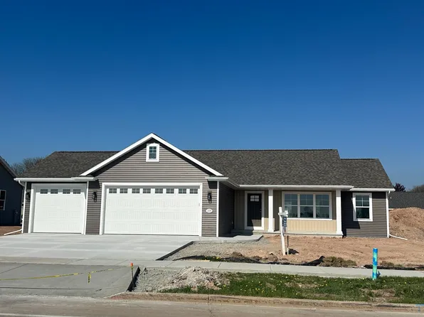 1209 S Kensington Dr, Appleton, WI 54915