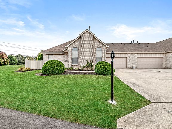 2nd image of 11256 Winding Wood Ct