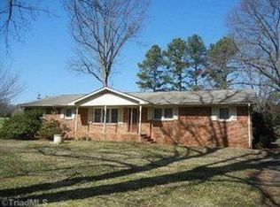 128 Longbow Rd, Reidsville, NC 27320