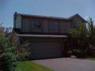 1043 Hunters Run, Perrysburg, OH 43551