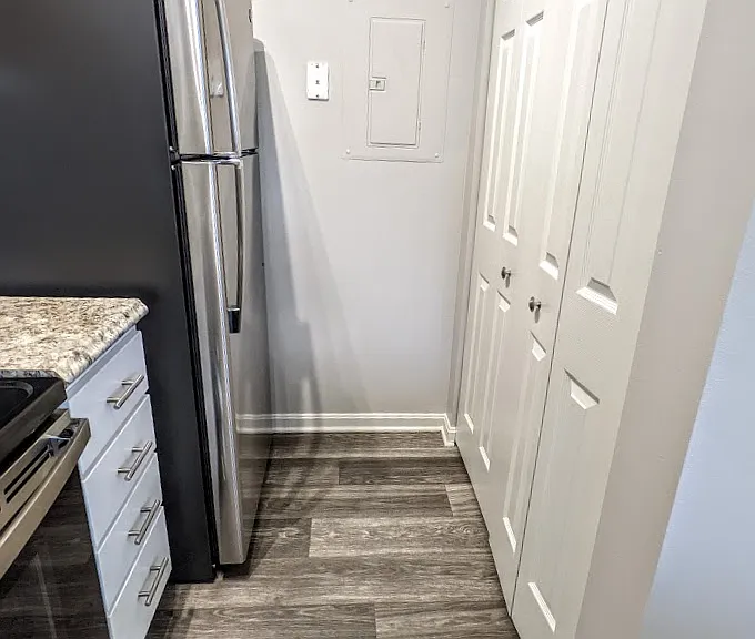 Spinnaker Cove Apartments — Photo 15