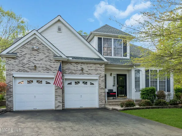 23 Hulsart Court, Marlboro, NJ 07746