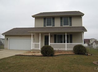 2053 Friar Tuck Cir, Adrian, MI 49221