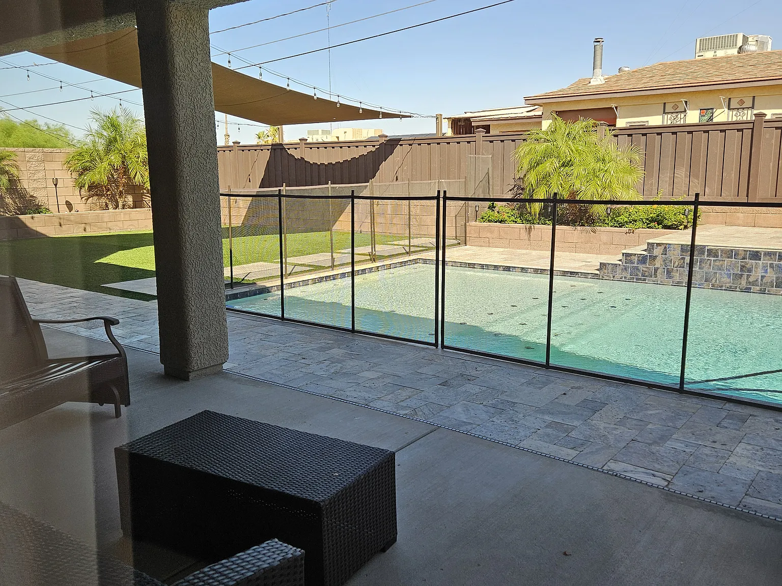 3 bed, 2.5 bath, 1681 sqft, $2,600 — Photo 2