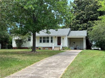 1612 W School St, Ozark, AR, 72949