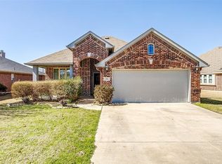 707 Lakeview Dr, Alvarado, TX 76009
