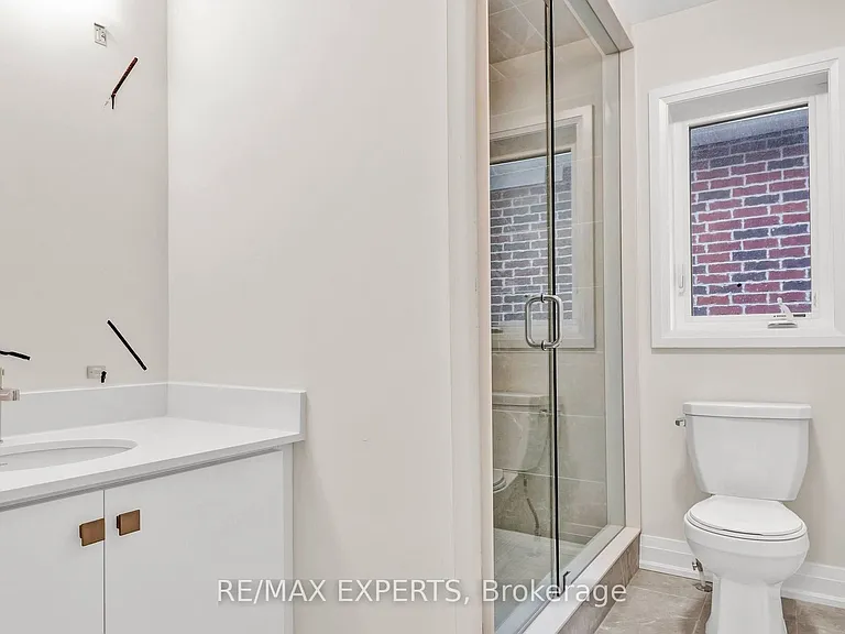 134 Jonkman Blvd — Photo 29