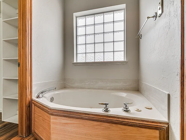 2913 Daybreak Dr — Photo 19