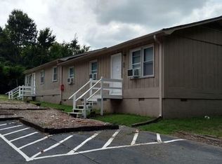 199 Sheppard St #M, Thomasville, NC 27360