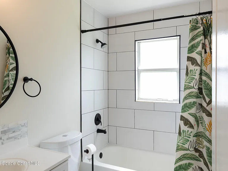 1572 Holbrook Rd NW — Photo 18