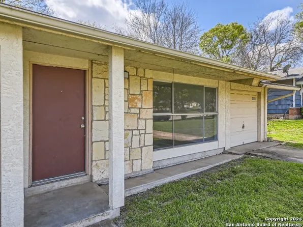 3014 Greenacres St, San Antonio, TX 78230