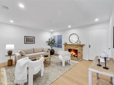 12121 Centralia St Unit 302, Lakewood, CA, 90715