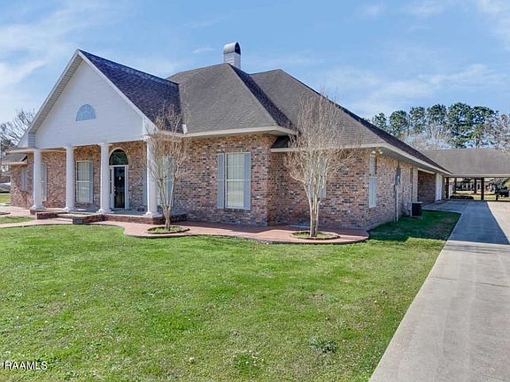 2nd image of 108 Beau Clos Ln