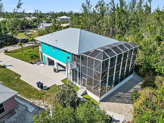 3rd image of 5448 Ann Arbor Dr