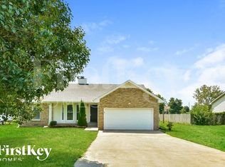 632 Fallbrook Ln, Clarksville, TN 37040