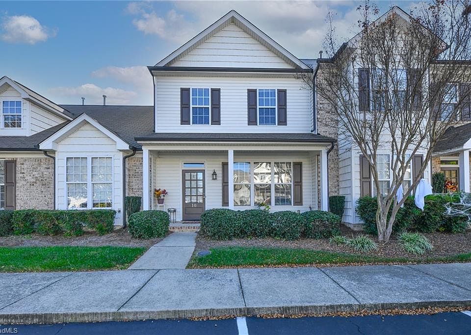 1st image of 10 Viburnum Ln