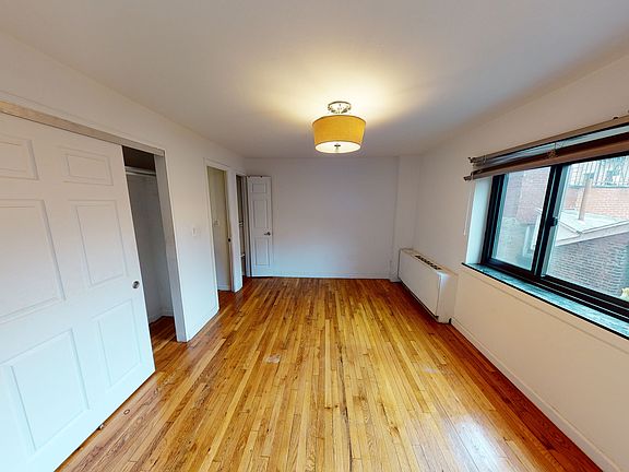 5th image of 10 Jones St APT 3b
