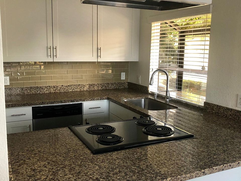 Spacious Remodeled Kitchen