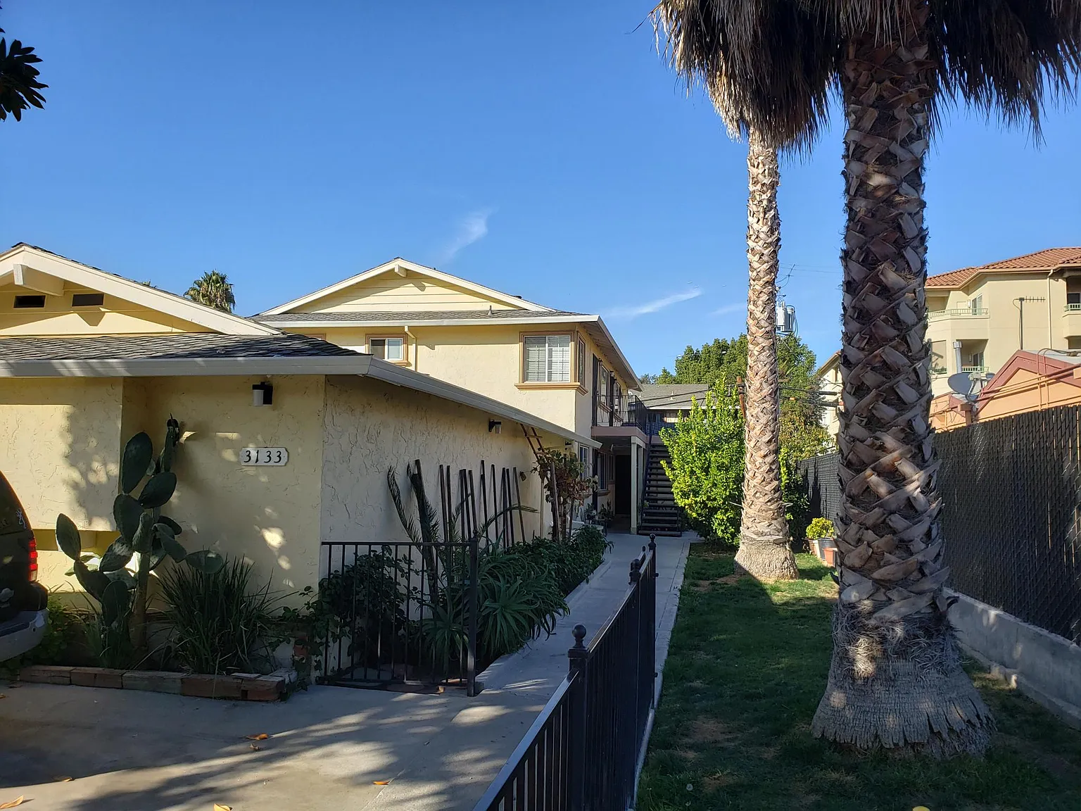 2 bed, 950 sqft, $2,800 — Photo 1
