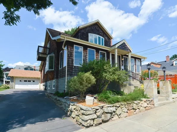 124 Milton St, Fall River, MA 02720