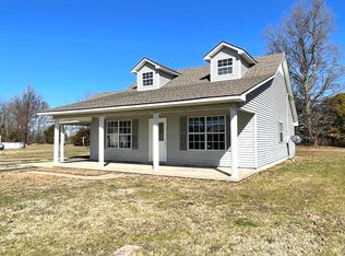 1610 Lockwood Dr, Corning, AR 72422