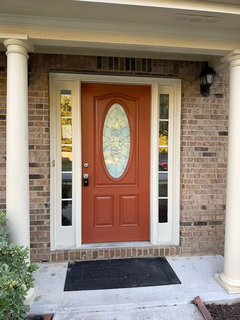 Spacious 4-Bedroom Home with almost 3,000 Sq Ft, Dual Fireplaces & Fenced Backyard! — Photo 3