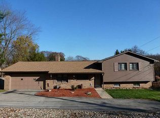 1119 Mount Pleasant Rd, Greensburg, PA 15601